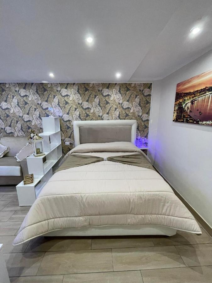 La Dimora Dei Sogni Sedil Capuano Home Suite Neapel Exterior foto